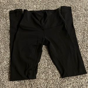 Lululemon black wunderunder leggings - high rise!